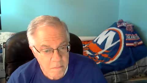 Snapshot of islesman22 chatting on June 9, 2026, 8:42 pm islesman22 online show from June 9, 2026, 8:42 pm
