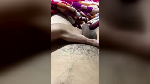 Snapshot of isnaydsonmelo chatting on August 1, 2026, 9:52 am Prolapso rosebud online show from August 1, 2026, 9:52 am