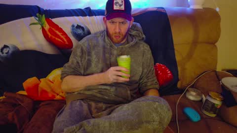 Tall Jewish Ginger DOM online show from January 6, 2025, 12:48 am