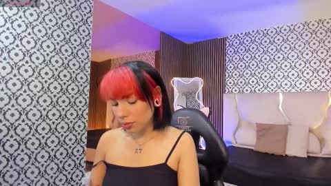 Issa online show from February 8, 2026, 3:21 am