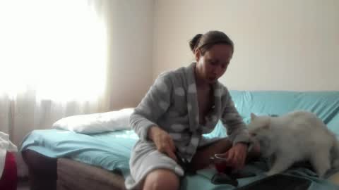 Snapshot of issabelle_69 chatting on May 25, 2026, 5:02 am Issabelle online show from May 25, 2026, 5:02 am
