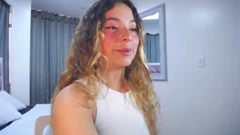 Snapshot of issadorajames chatting on January 7, 2025, 6:14 pm issadorajames online show from January 7, 2025, 6:14 pm