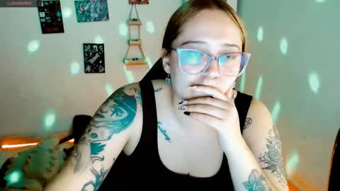 Yiz online show from March 4, 2025, 7:19 am