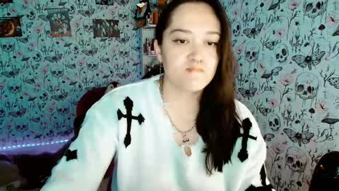 Yiz online show from October 26, 2025, 9:26 am