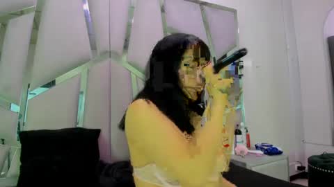Issys online show from July 21, 2026, 8:55 pm