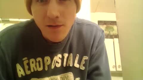 Snapshot of italian_stallion_22 chatting on November 30, 2025, 7:01 am Italian stallion online show from November 30, 2025, 7:01 am