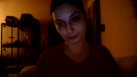 Snapshot of italiana25 chatting on June 27, 2026, 5:56 am Bella Bloom online show from June 27, 2026, 5:56 am