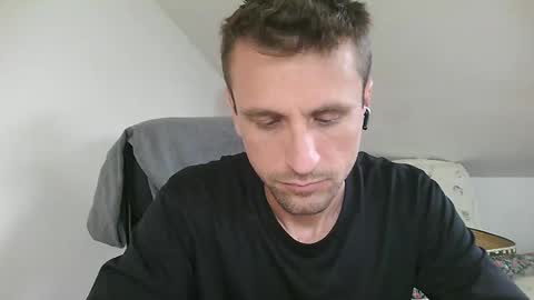 Snapshot of italiano116116 chatting on May 4, 2026, 9:27 am italiano116116 online show from May 4, 2026, 9:27 am