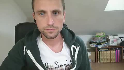 Snapshot of italiano116116 chatting on May 5, 2026, 12:46 pm italiano116116 online show from May 5, 2026, 12:46 pm
