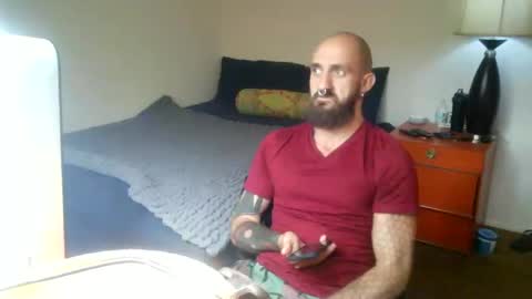 BearlyLoganFL online show from September 28, 2025, 9:09 pm