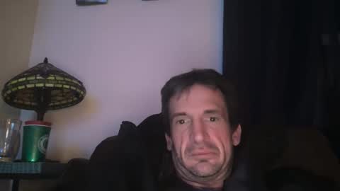 Snapshot of itchey506193 chatting on January 16, 2026, 3:10 am itchey506193 online show from January 16, 2026, 3:10 am