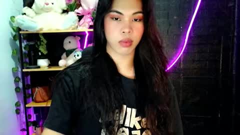 its_chloe20 online show from June 6, 2026, 12:43 pm