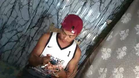 Snapshot of its_davexx chatting on April 13, 2026, 8:09 am dave online show from April 13, 2026, 8:09 am