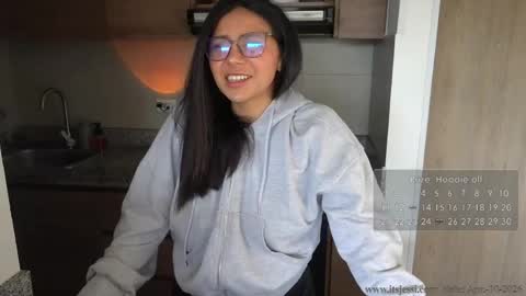 Jessi online show from April 10, 2026, 8:46 pm