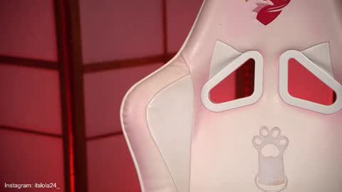 Snapshot of its_lola chatting on February 27, 2026, 1:27 am online show from February 27, 2026, 1:27 am