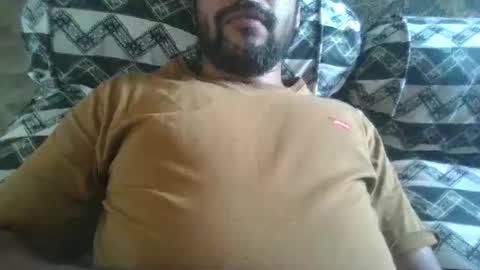 Snapshot of its_me_2323 chatting on April 24, 2026, 5:32 am its_me_2323 online show from April 24, 2026, 5:32 am