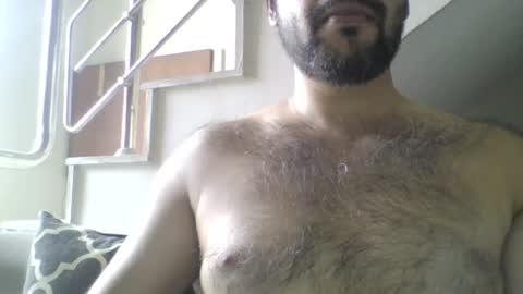 Snapshot of its_me_2323 chatting on July 7, 2026, 5:10 am its_me_2323 online show from July 7, 2026, 5:10 am