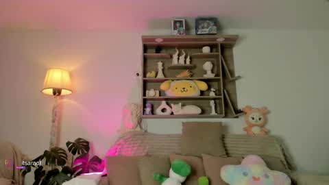 Snapshot of itsaraa chatting on May 4, 2026, 11:56 pm itsaraa online show from May 4, 2026, 11:56 pm