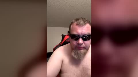 Snapshot of itsbigdickdaddy2u chatting on July 26, 2026, 12:41 am ITS DADDY BITCH online show from July 26, 2026, 12:41 am