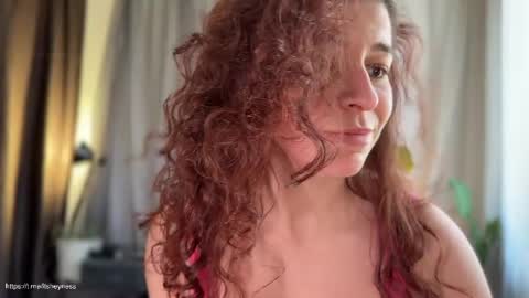 itsheyness online show from April 6, 2026, 7:53 am