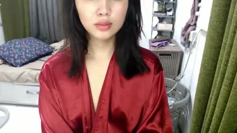 itsme_jo online show from March 18, 2026, 7:28 pm