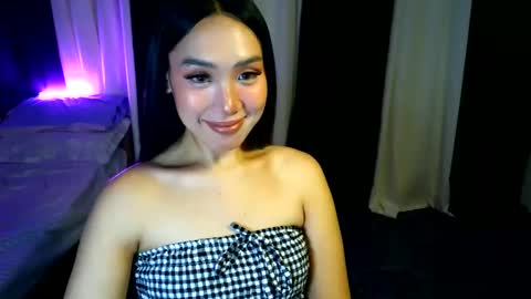 Snapshot of itsmehotqueen chatting on May 10, 2026, 3:39 pm itsmehotqueen online show from May 10, 2026, 3:39 pm