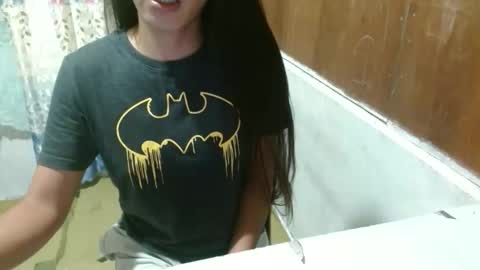 itsmelily05 online show from February 10, 2026, 12:31 pm