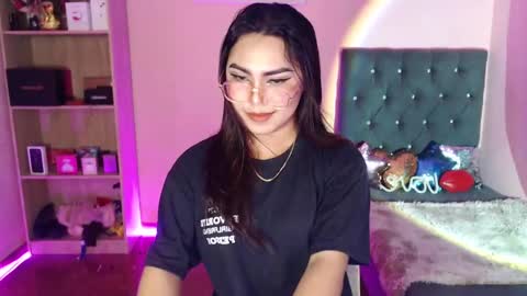 Siana online show from February 9, 2025, 4:40 pm