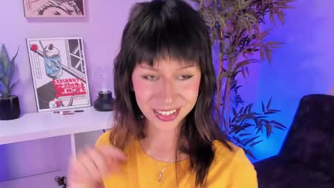 itsmroom online show from April 19, 2026, 4:34 am