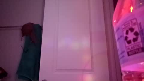 itspersialove online show from November 3, 2025, 7:53 am