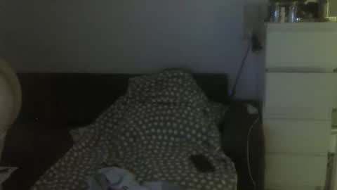 ItsTrashCanNotTrashCant online show from November 30, 2025, 2:21 pm