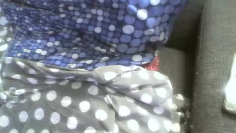 ItsTrashCanNotTrashCant online show from December 1, 2025, 6:29 am