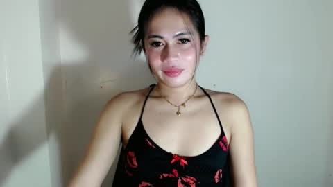 itsurgil_kloeh online show from April 4, 2026, 2:54 am