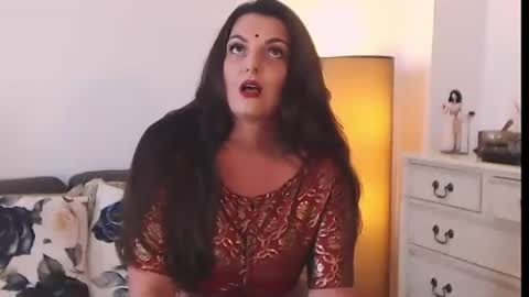 Melissa Khaan online show from July 27, 2026, 9:05 am