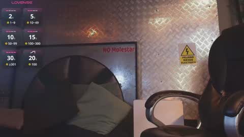 itszairen online show from February 11, 2026, 4:17 am