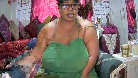 itumeleng74 online show from February 15, 2026, 10:25 am