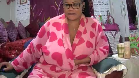 itumeleng74 online show from April 15, 2026, 7:32 pm