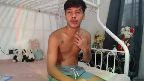 Snapshot of itzme_jhonfred chatting on April 21, 2026, 1:29 am Jhonfred online show from April 21, 2026, 1:29 am