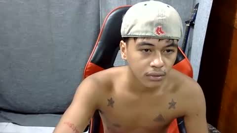 Snapshot of itzme_jhonfred chatting on May 4, 2026, 8:10 am Jhonfred online show from May 4, 2026, 8:10 am