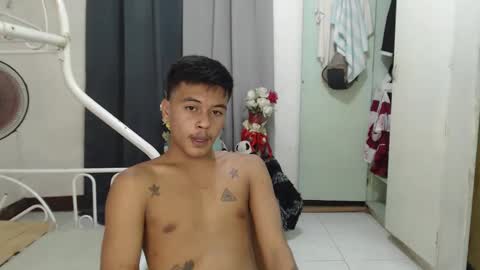 Snapshot of itzme_jhonfred chatting on May 8, 2026, 7:14 am Jhonfred online show from May 8, 2026, 7:14 am