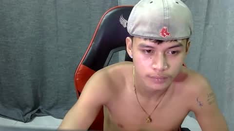 itzme_john online show from April 1, 2026, 1:52 pm