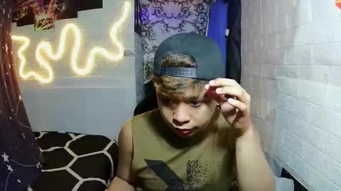 itzurrey online show from November 20, 2025, 7:02 pm