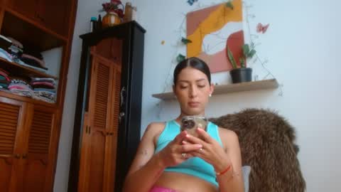 Ivanna online show from June 3, 2026, 2:33 pm
