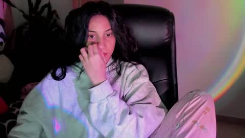 ivanna_essis online show from December 14, 2025, 2:39 am