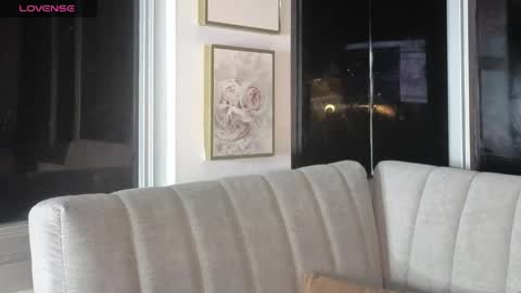 Snapshot of ivanna_west chatting on April 17, 2026, 9:56 am Ivanna West online show from April 17, 2026, 9:56 am