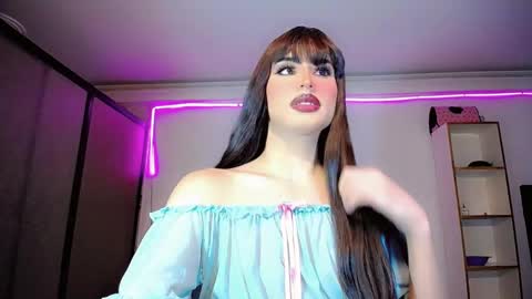 ivannahot23 online show from January 19, 2025, 4:54 am