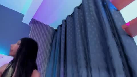 ivannapretyts online show from March 18, 2026, 1:58 pm