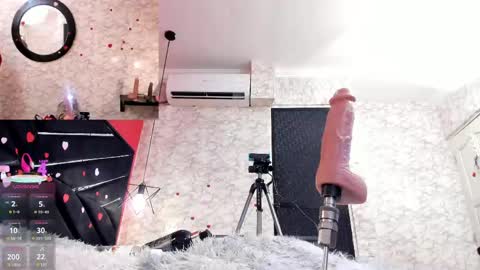 Snapshot of ivisbouncyass chatting on April 24, 2026, 1:57 pm Ivis online show from April 24, 2026, 1:57 pm