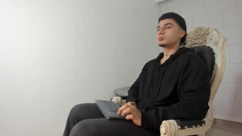 Ivo Beischel online show from October 12, 2025, 5:28 am