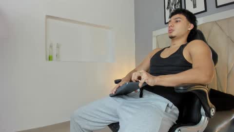 Ivo Beischel online show from October 23, 2025, 4:45 am